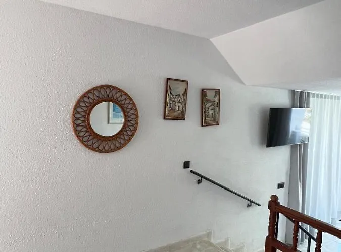 Fantastic Playa De Americas Feriehus Arona (Tenerife)