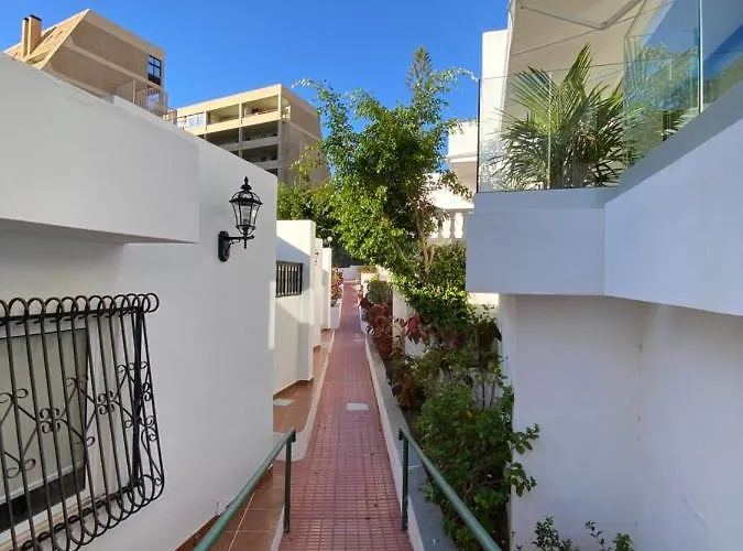 Fantastic Playa De Americas Feriehus Arona (Tenerife)